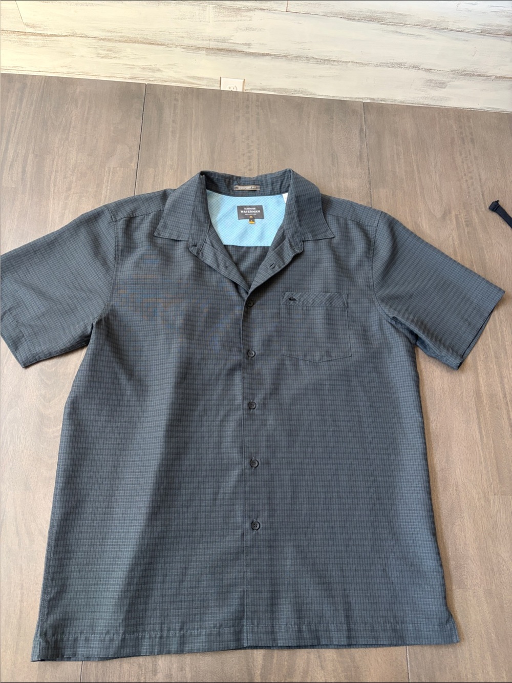Quiksilver Men's Short Sleeve Button-Down Shirt - Charcoal/Black
